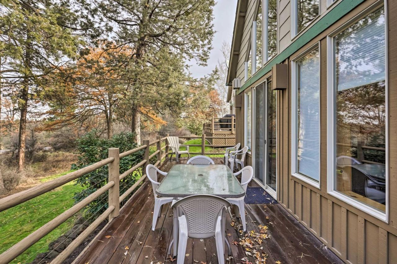 Chalet At Running Y Resort With Wraparound Deck! Klamath Falls Eksteriør billede